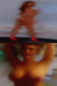Carrisalynn, naked woman of Flint,