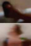 Girls looking for threesome