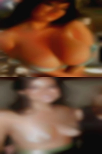 GonzoSann1142, a naked woman